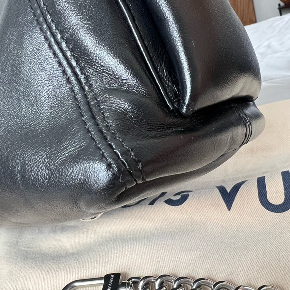 Louis Vuitton CarryAll Cargo Vibe PM - Picture 11 of 17